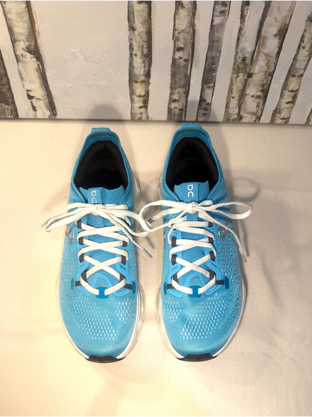 ON - Cloudsurfer Max, Women's 9, Lightweight Turquoise Blue Running Sneakers